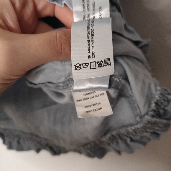 Ariat Eden Blouse Tencel Lyocell Light Blue Floral Women's Top Boho Paisley - Picture 8 of 10